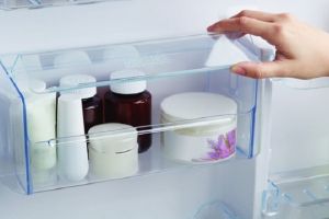 Mỹ phẩm và thuốc có nên bảo quản trong tủ lạnh hay không?